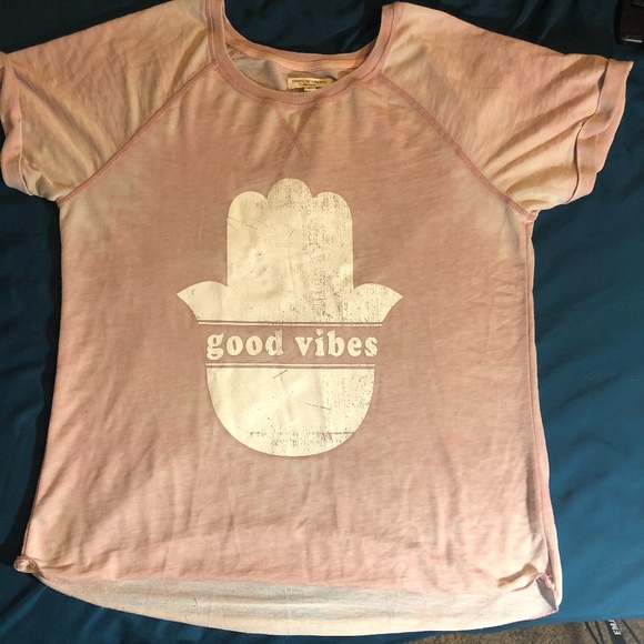 Good Vibes Tee Shirt - Picture 2 of 7